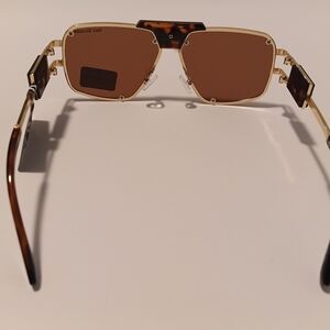True Religion Aviator Sunglasses Brown Lens Gold Frame 100% UV Protection UNISEX